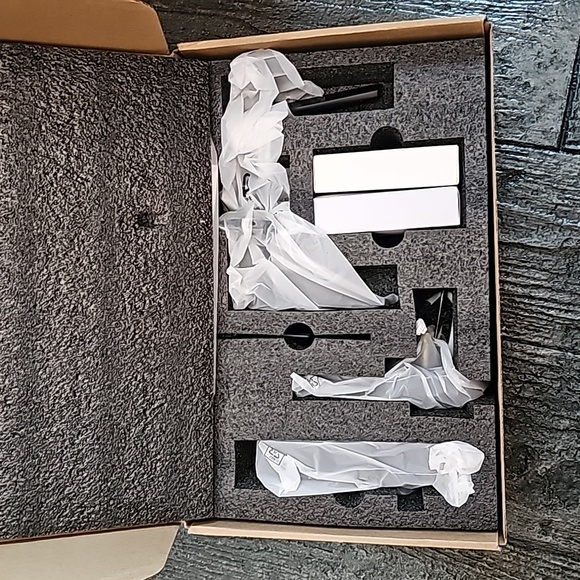 SMART Keyless Entry Door Lock - Picture 2 of 3